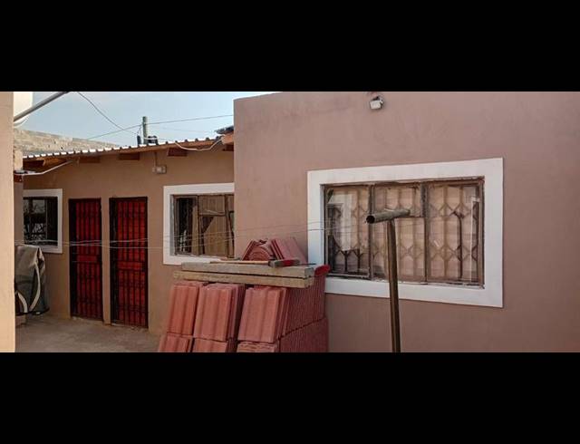 2 BEDROOM HOUSE FOR SALE IN SKY CITY